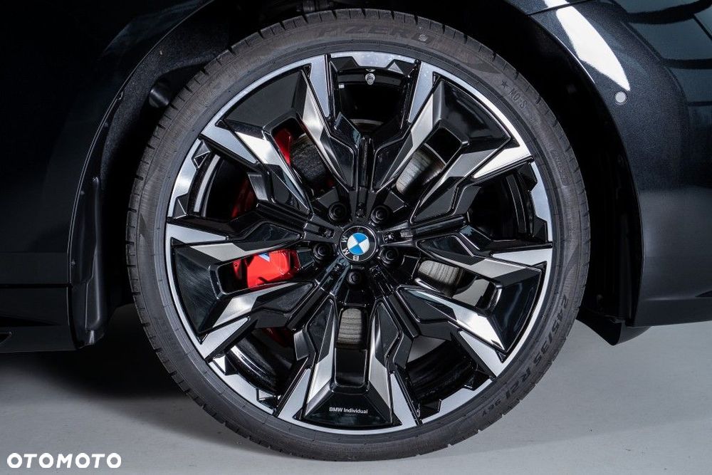 BMW Seria 5 540d xDrive mHEV M Sport - 16