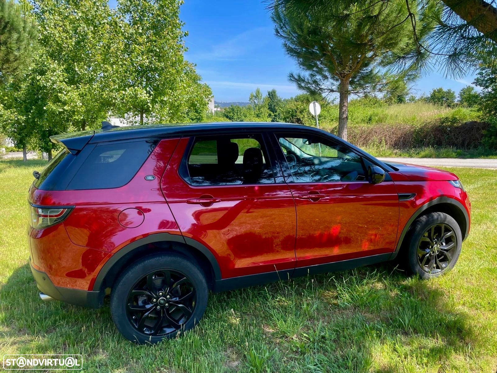 Land Rover Discovery Sport 2.0 TD4 HSE Auto - 40