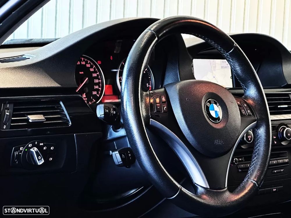 BMW 318 d Touring Navigation - 19