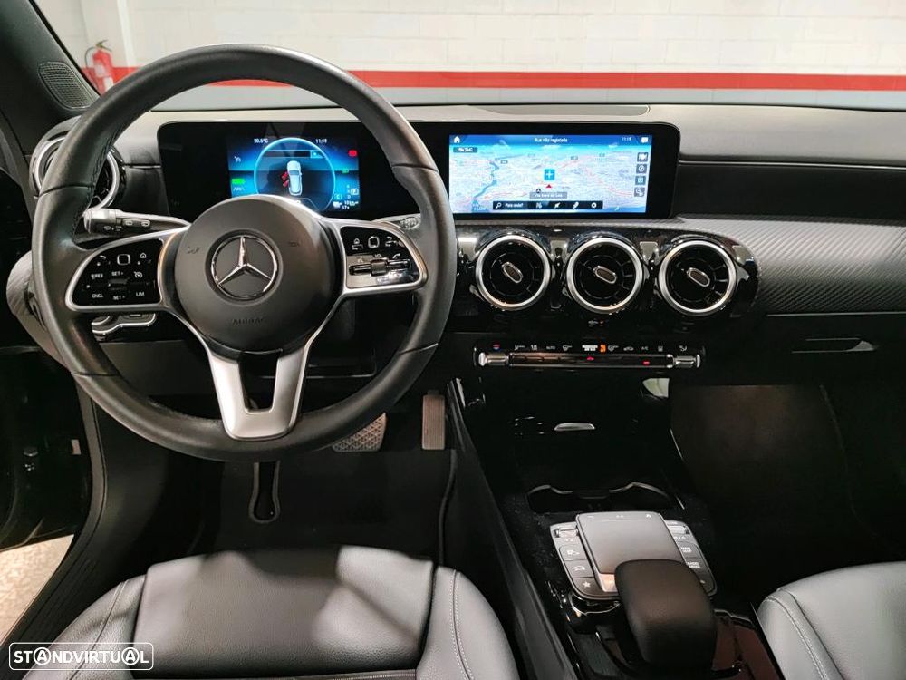 Mercedes-Benz CLA 250 e Shooting Brake Style Plus - 8