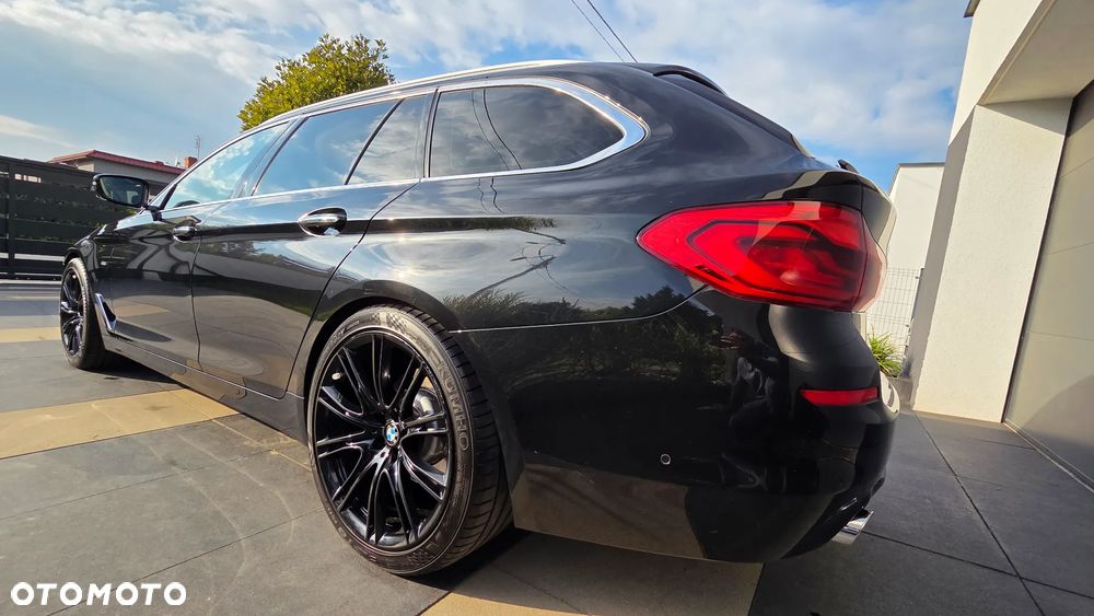 BMW Seria 5 520d Luxury Line sport - 37