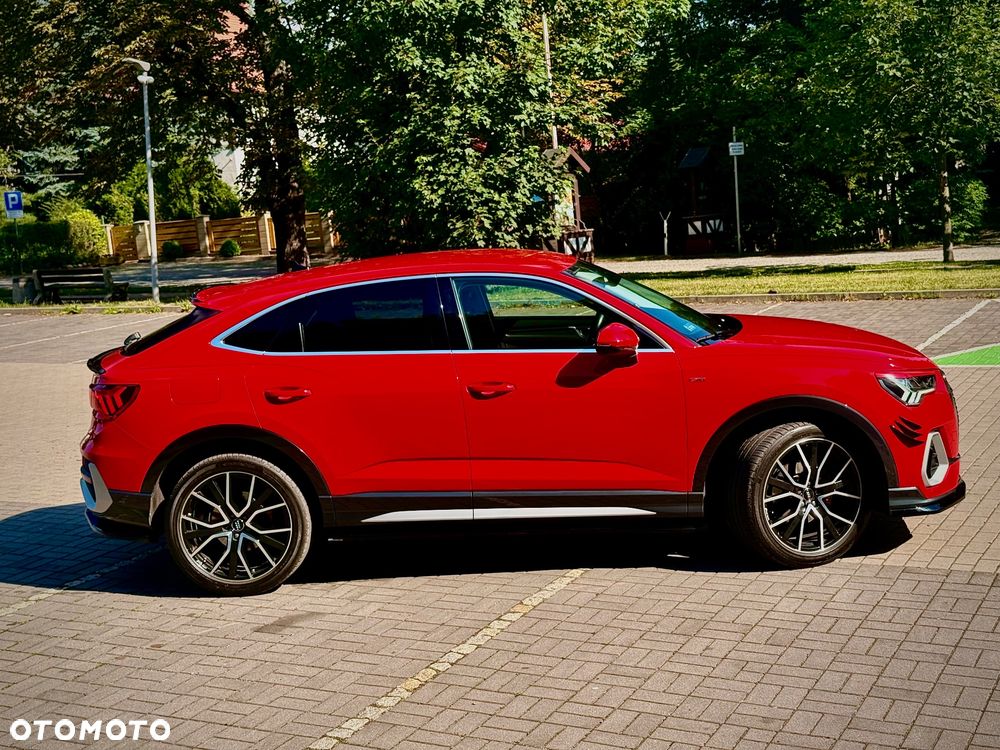 Audi Q3 Sportback - 16