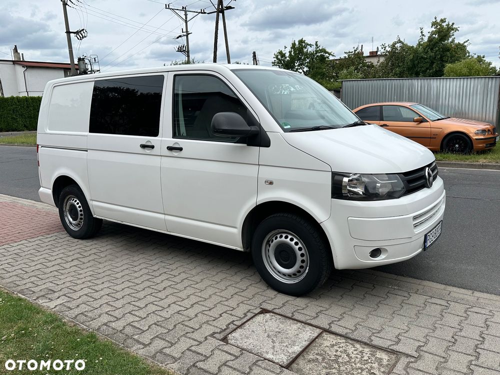 Volkswagen Transporter - 2
