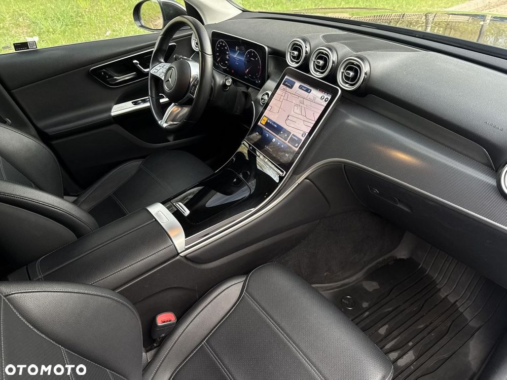 Mercedes-Benz GLC - 22