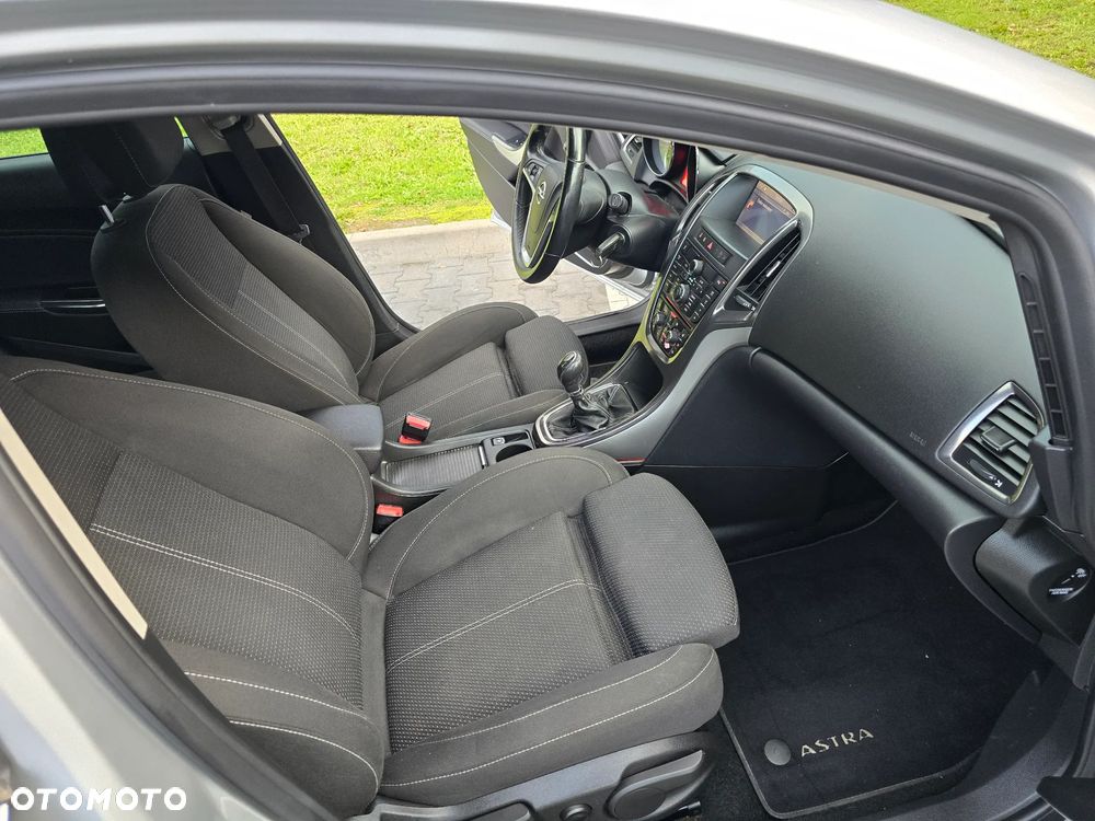 Opel Astra 1.4 Turbo Cosmo - 8