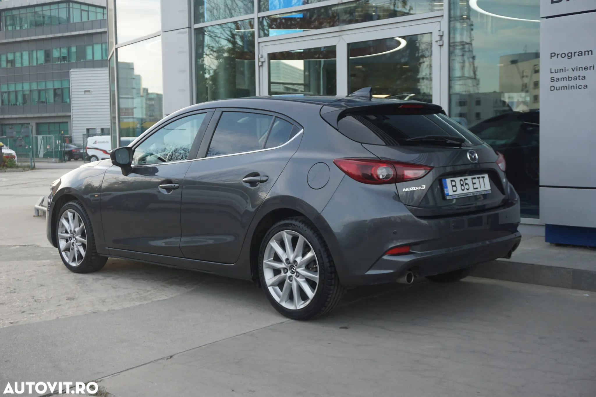 Mazda 3 - 6