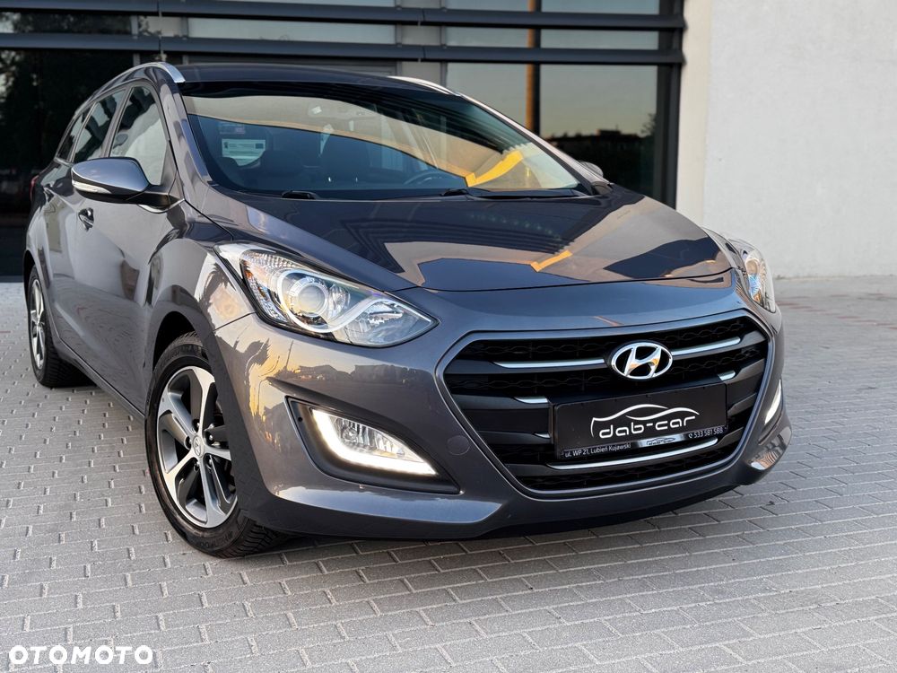 Hyundai i30 1.4 Passion Plus - 23