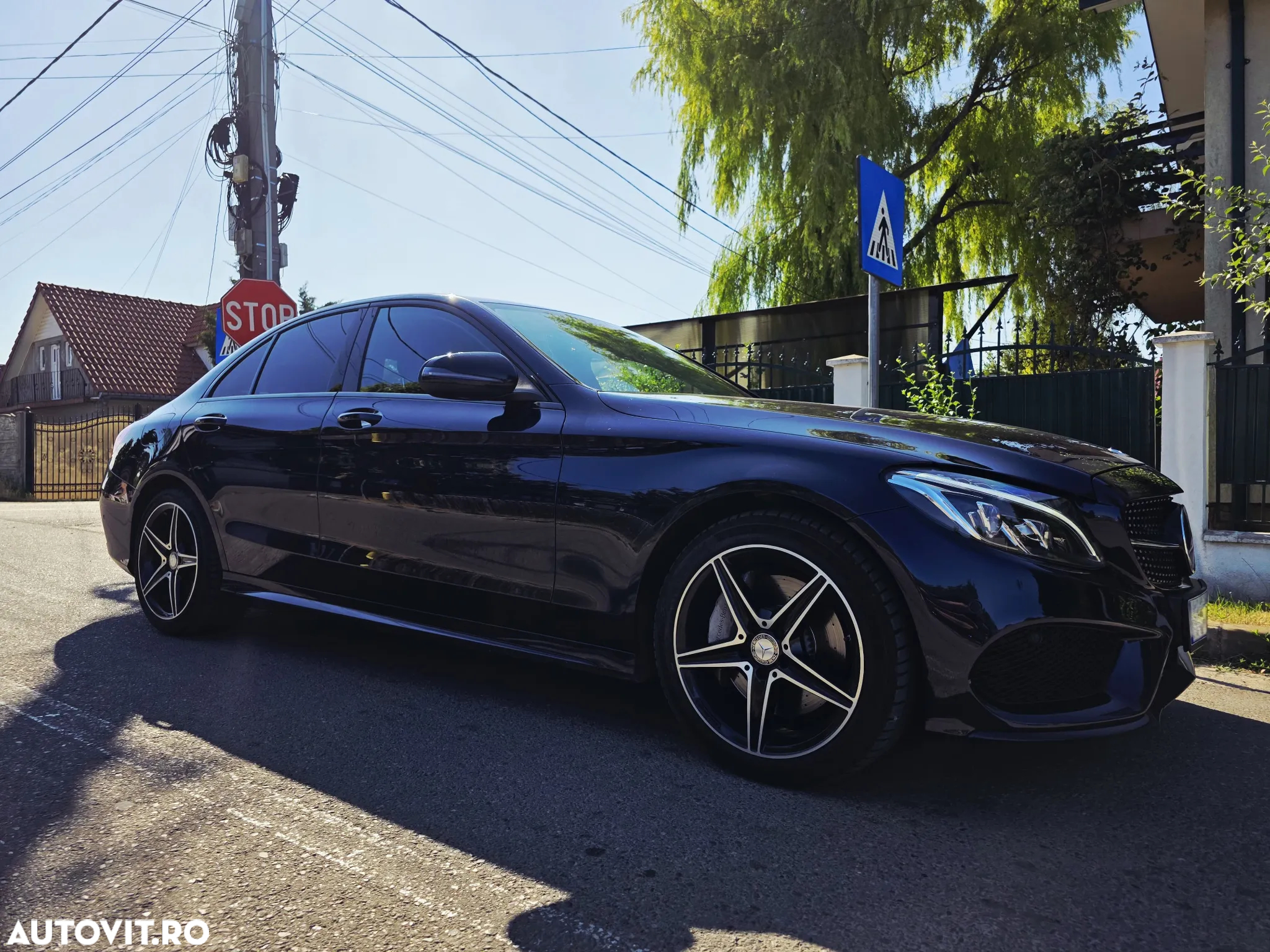 Mercedes-Benz C 400 4Matic 9G-TRONIC AMG Line - 8