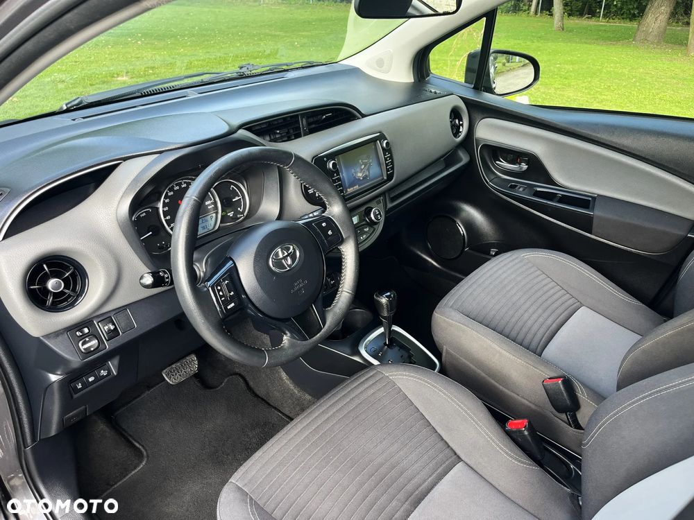 Toyota Yaris ver-hybrid-1-5-vvt--i-comfort - 10