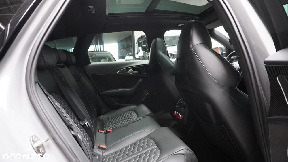 Audi RS6 - 10