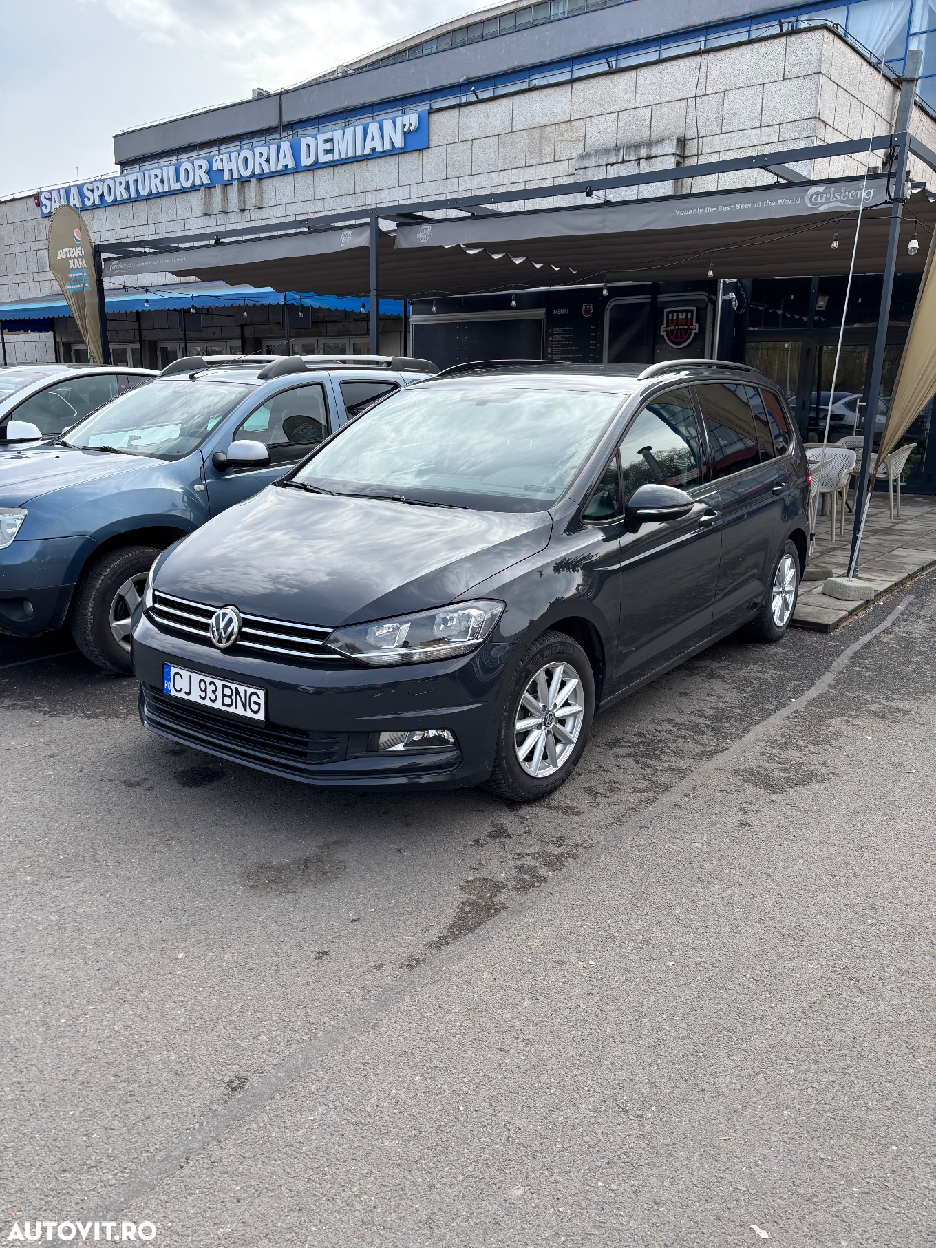 Volkswagen Touran 2.0 TDI Comfortline - 2
