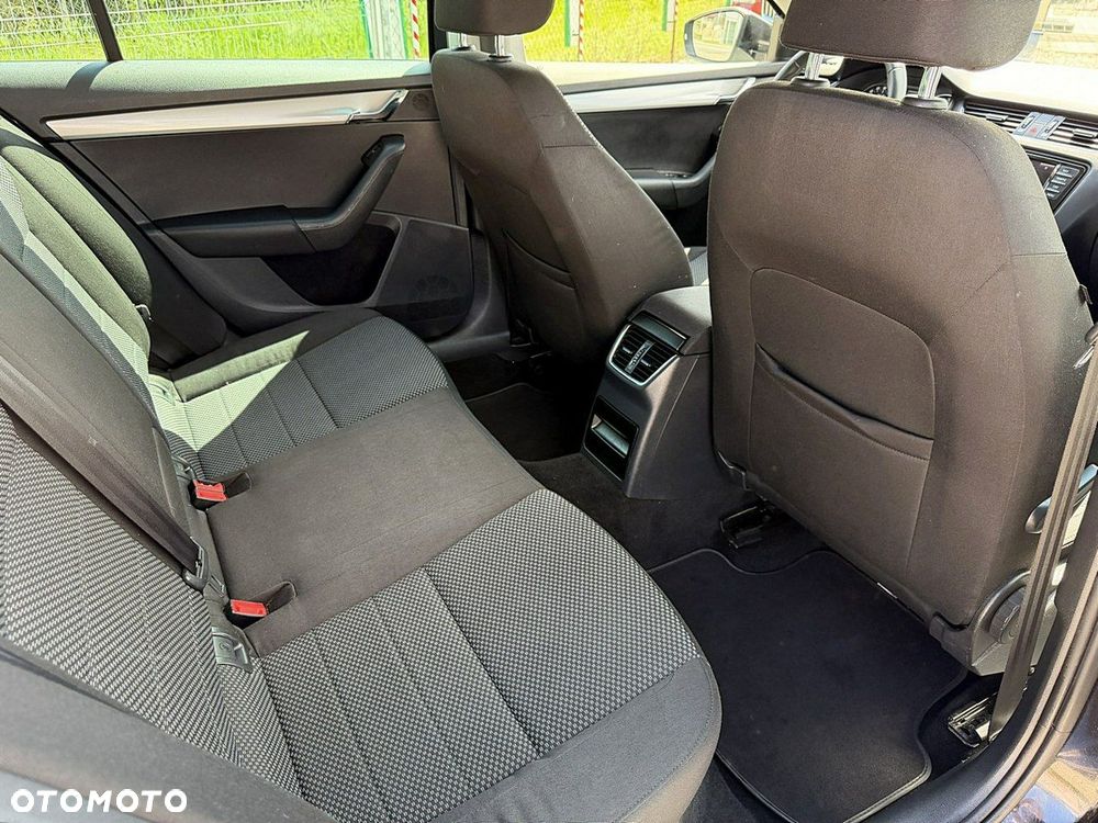Skoda Octavia - 10