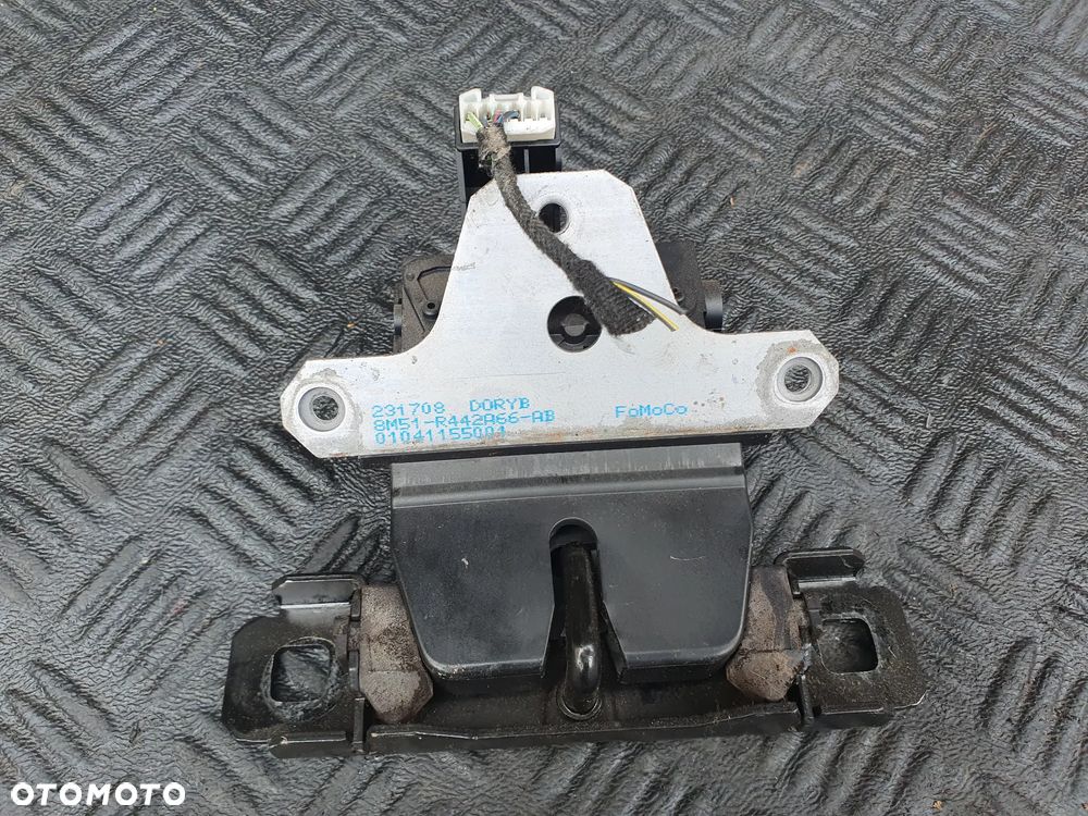 ZAMEK KLAPY TYŁ BAGAŻNIKA 8M51-R442A66-AB FORD FOCUS MK2 5D HB LIFT 08-11 + SKOBEL