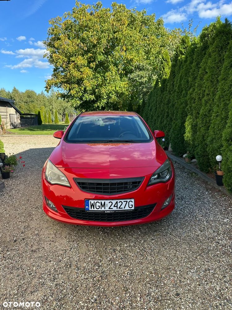 Opel Astra 1.6 T Cosmo - 2