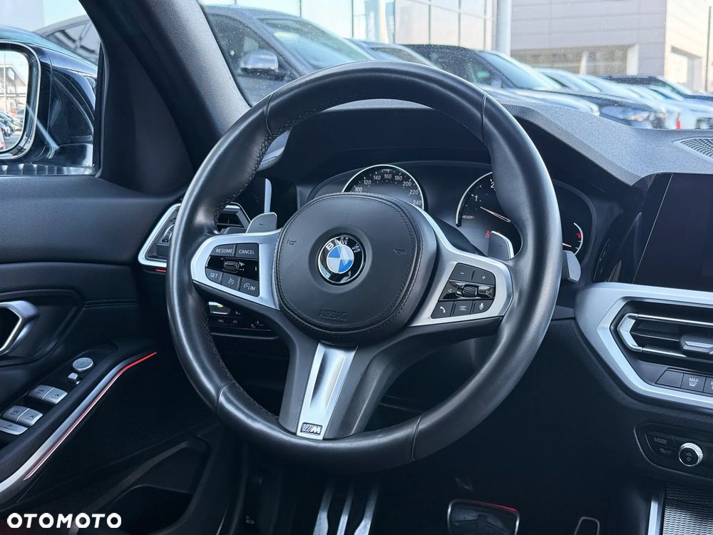 BMW Seria 3 320i GPF M Sport - 13