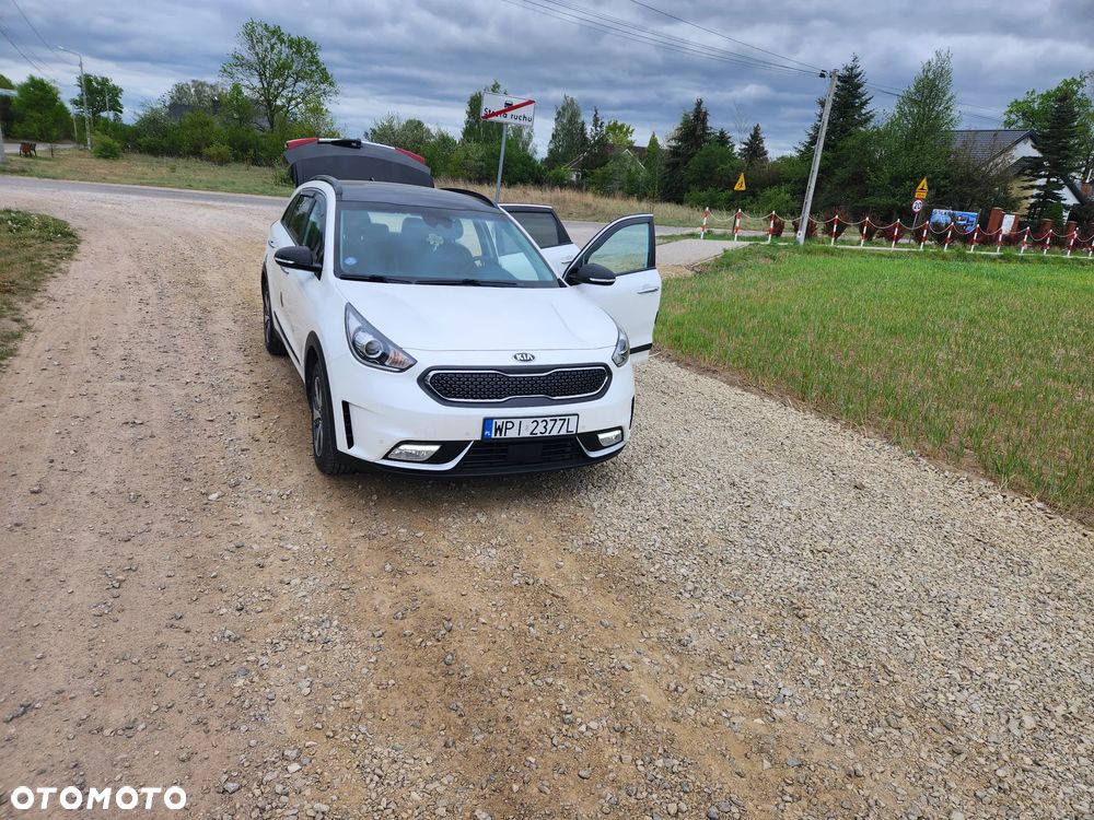 Kia Niro 1.6 GDI Hybrid L - 1