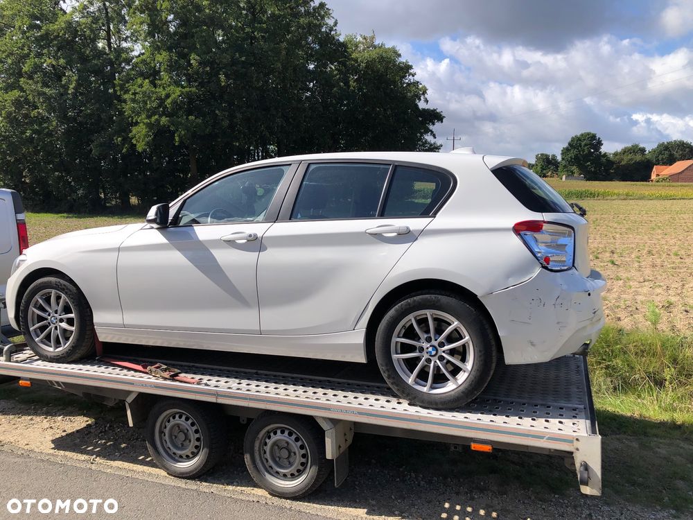 BMW Seria 1 116i - 5