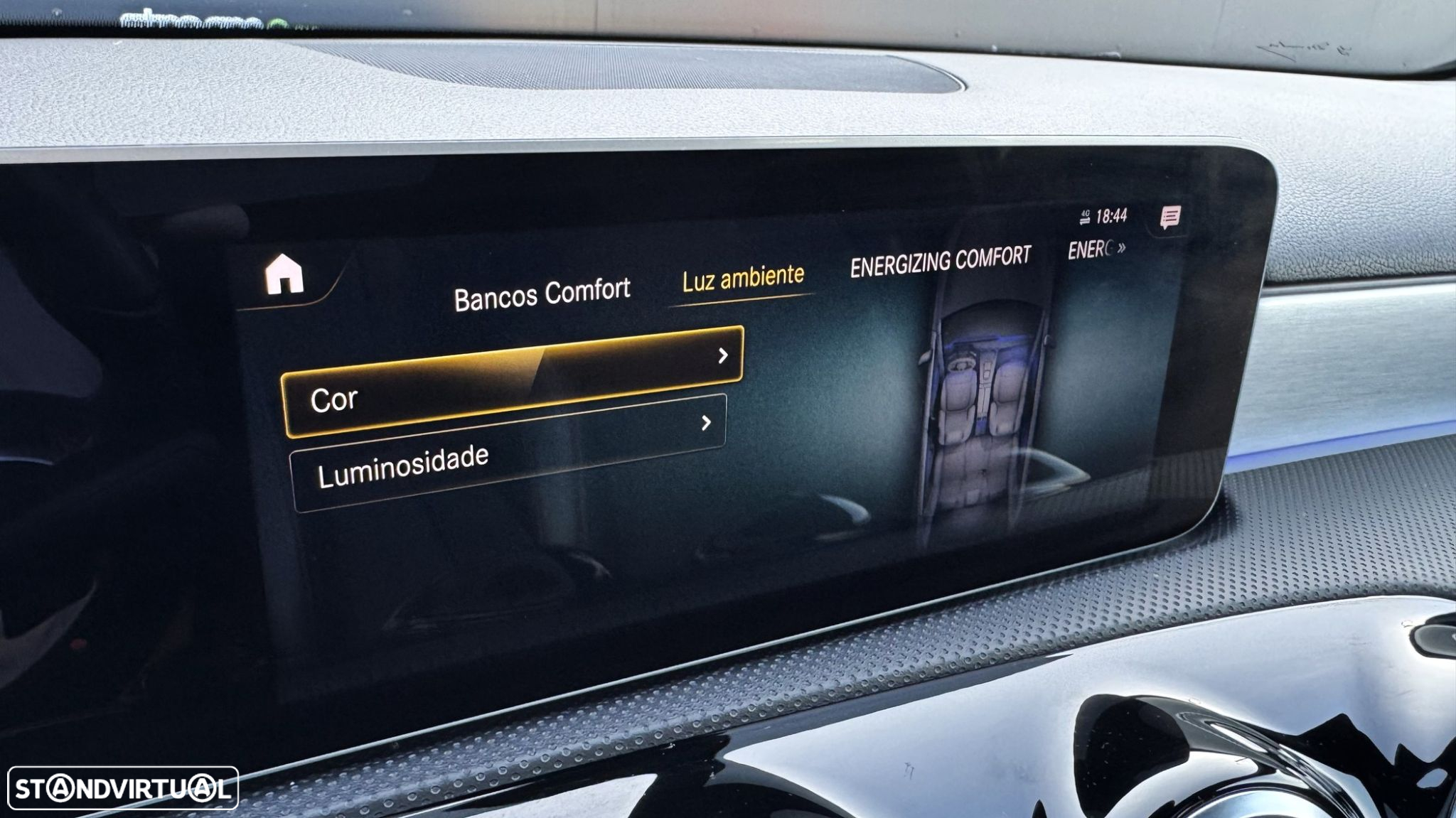 Mercedes-Benz A 180 Limousine d AMG Line Aut. - 23