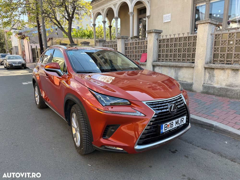 Lexus Seria NX - 2