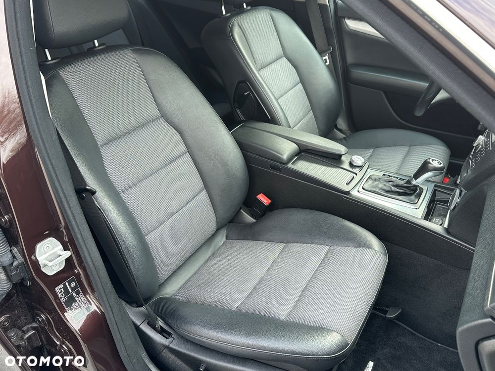 Mercedes-Benz Klasa C 180 Kompressor Automatik Avantgarde - 19