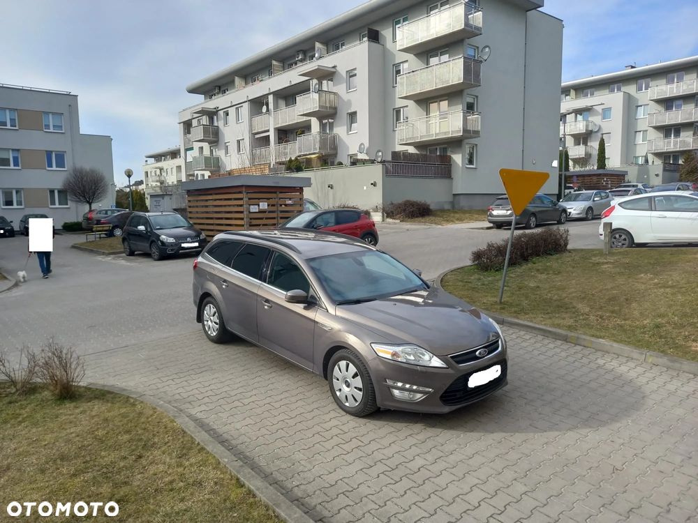 Ford Mondeo 2.0 TDCi Trend - 14