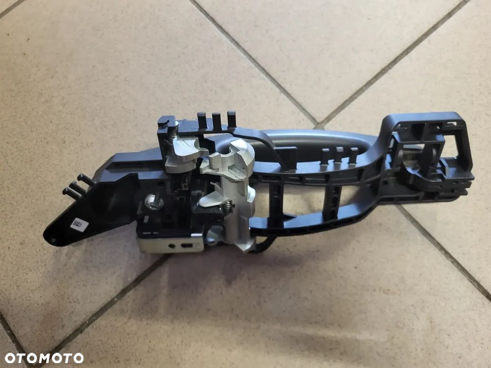 KLAMKA DRZWI PRZESUWNYCH PRAWYCH FORD TRANSIT MK8 - 5