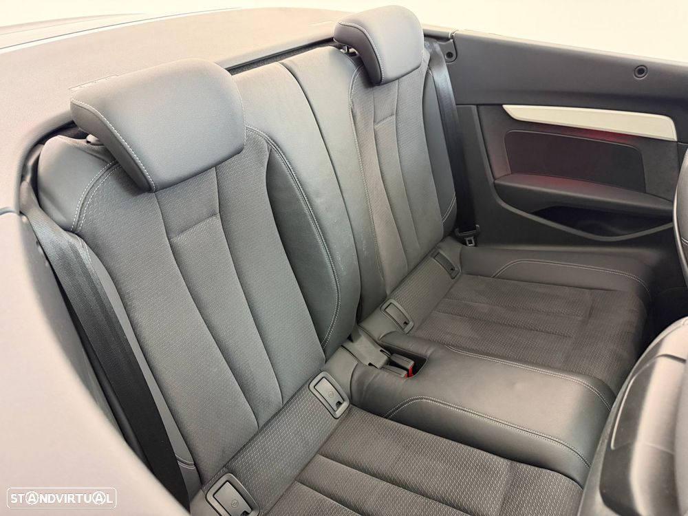 Audi A5 Cabrio 40 TDI S line S tronic - 25
