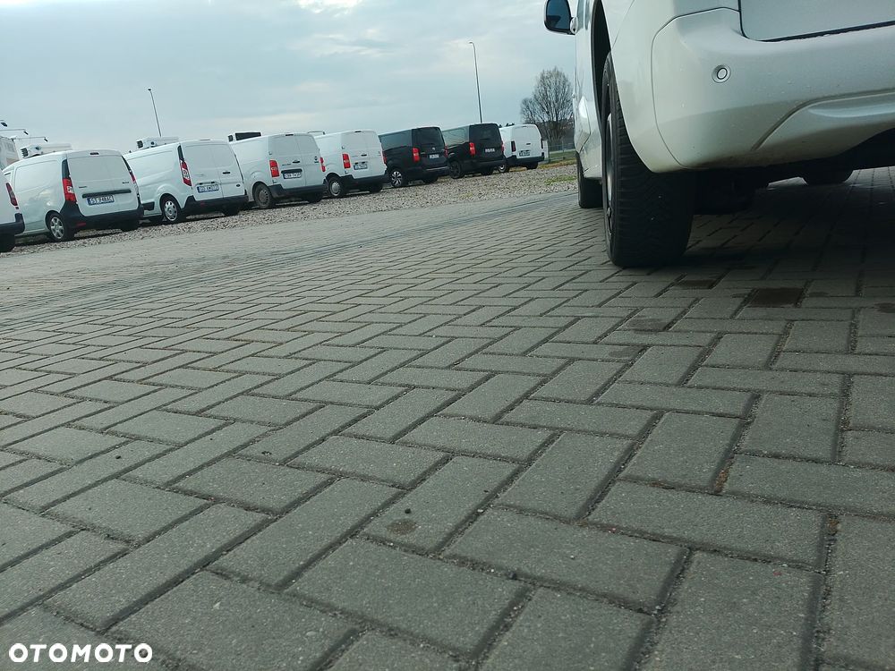 Peugeot Partner Proace Berlingo Combo Doblo L2 Izoterma Chłodnia Salon PL półka Inox 3 osoby - 24