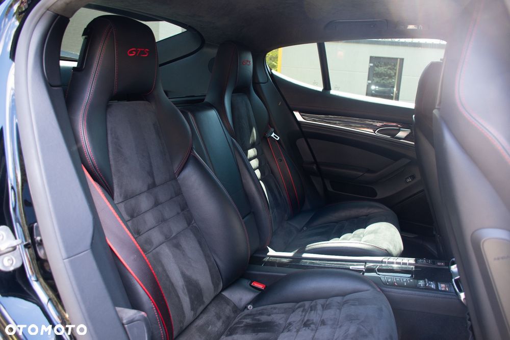 Porsche Panamera GTS - 11