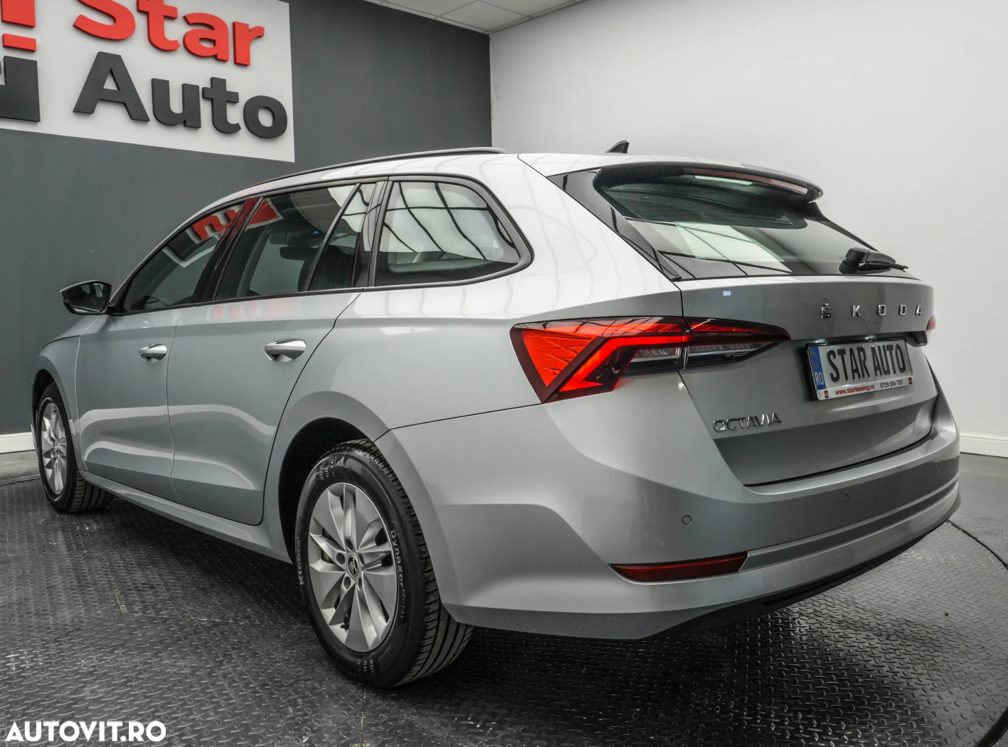 Skoda Octavia Combi 2.0 TDI DSG Style - 4