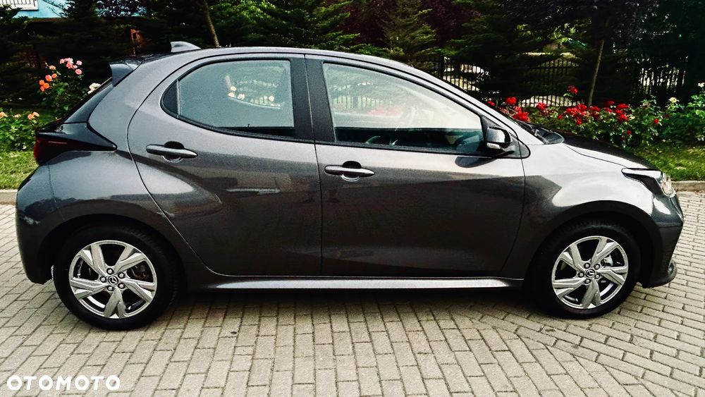 Mazda 2 Hybrid - 7
