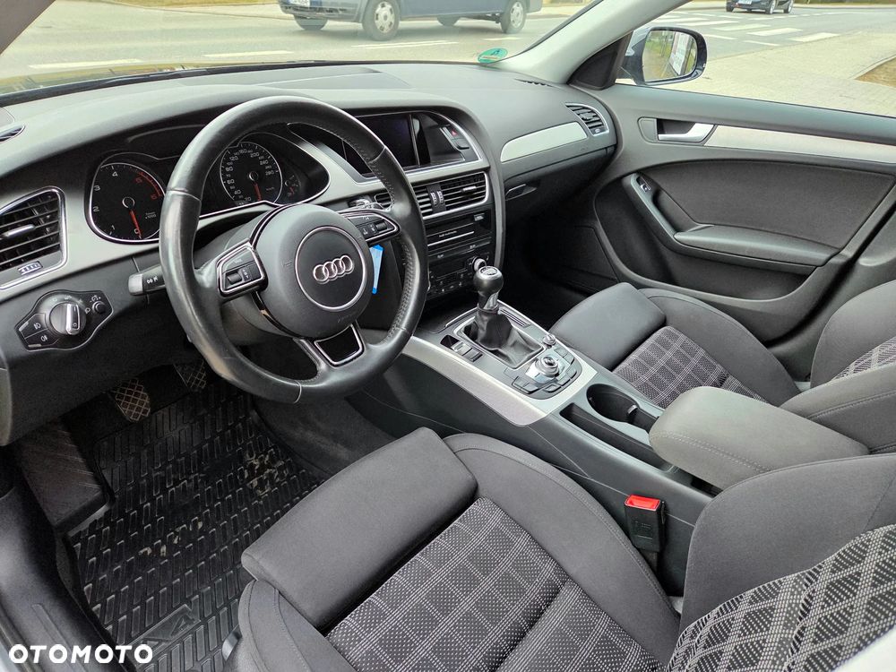 Audi A4 Avant 2.0 TDI DPF Ambiente - 11