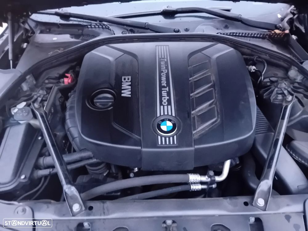 BMW 520 d Exclusive Auto 129g - 10