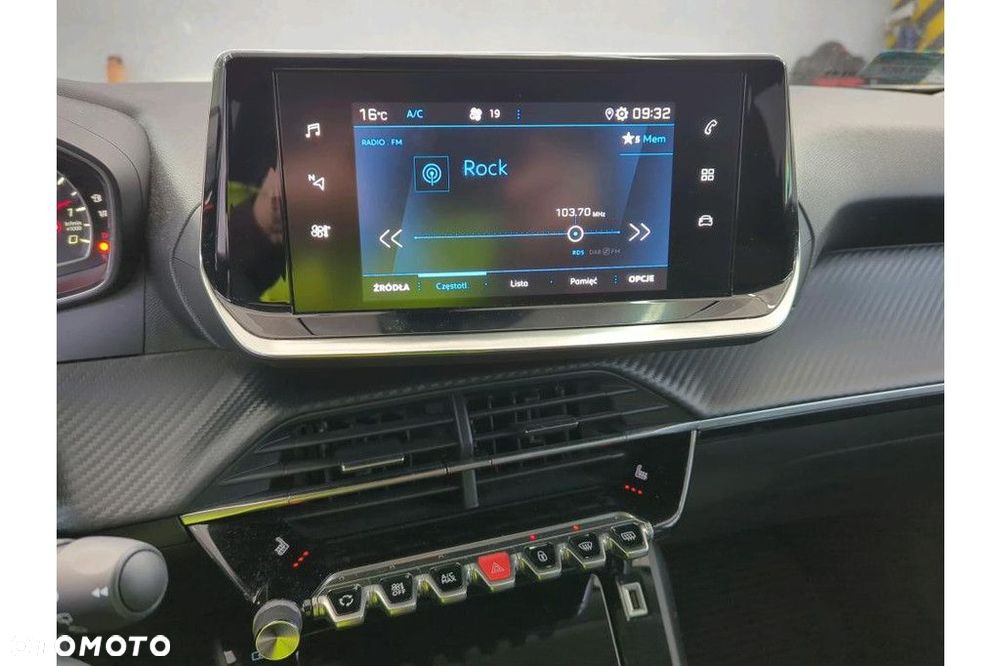 Peugeot 2008 1.2 PureTech Allure S&S - 7