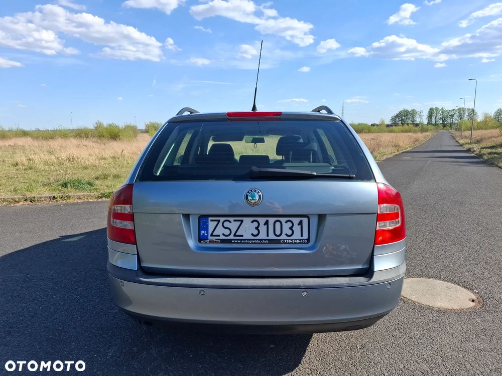 Skoda Octavia 1.6 Tour - 6