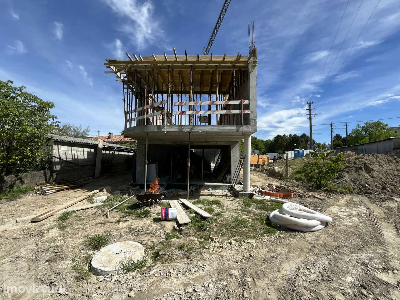 Moradia isolada térrea T3 com grande garagem - Grande imagem: 2/29