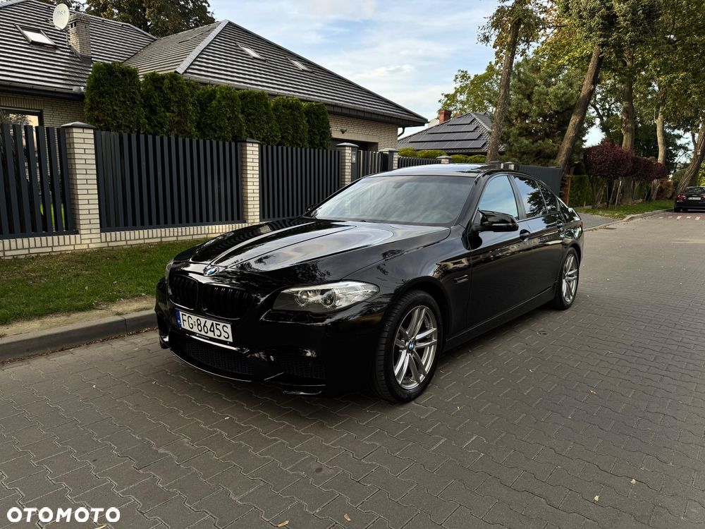 BMW Seria 5 528i xDrive - 13