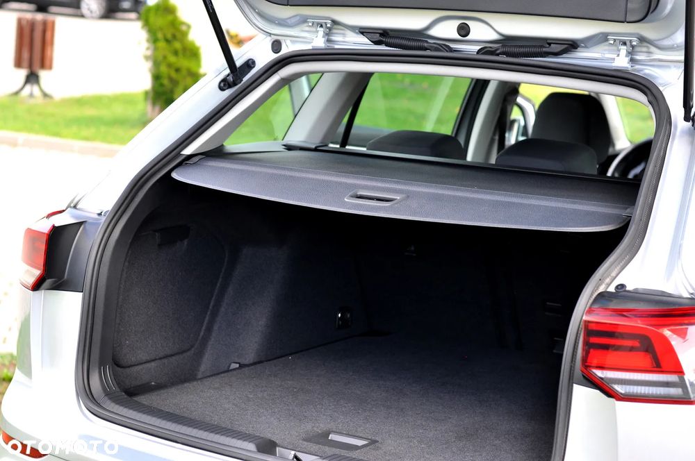 Volkswagen Golf 2.0 TDI Life - 39