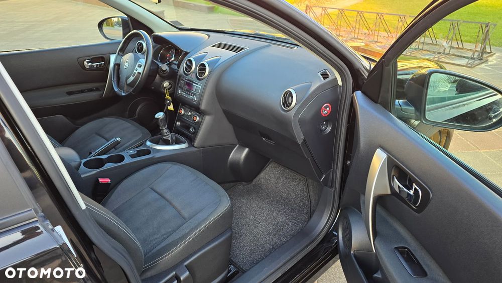 Nissan Qashqai - 11