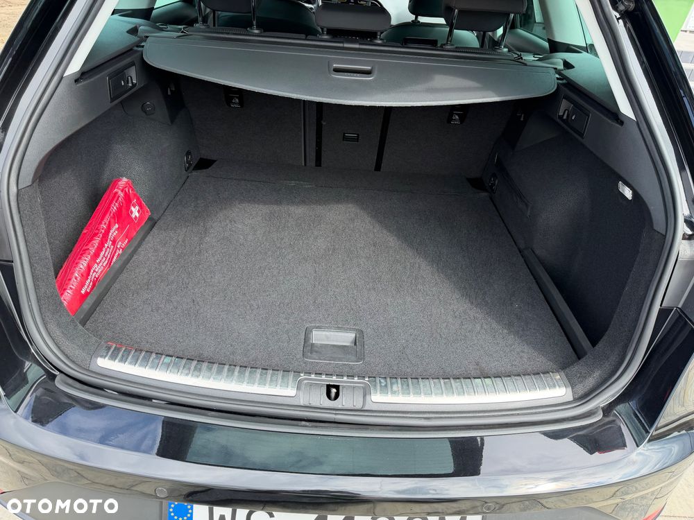 Seat Leon 2.0 TDI FR S&S DSG - 10