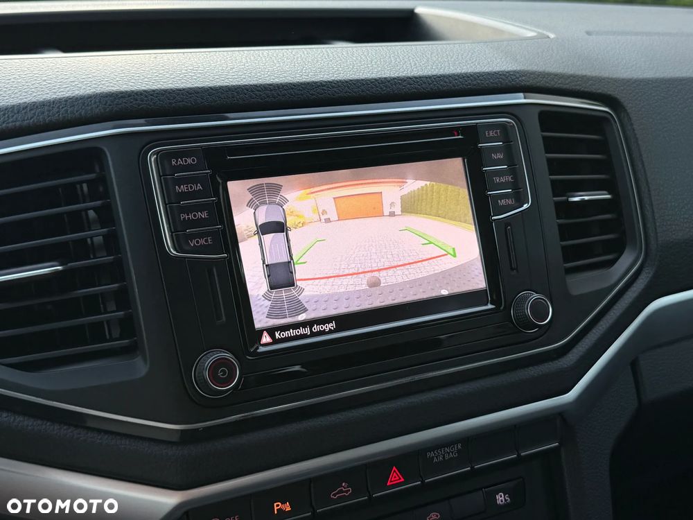 Volkswagen Amarok - 26