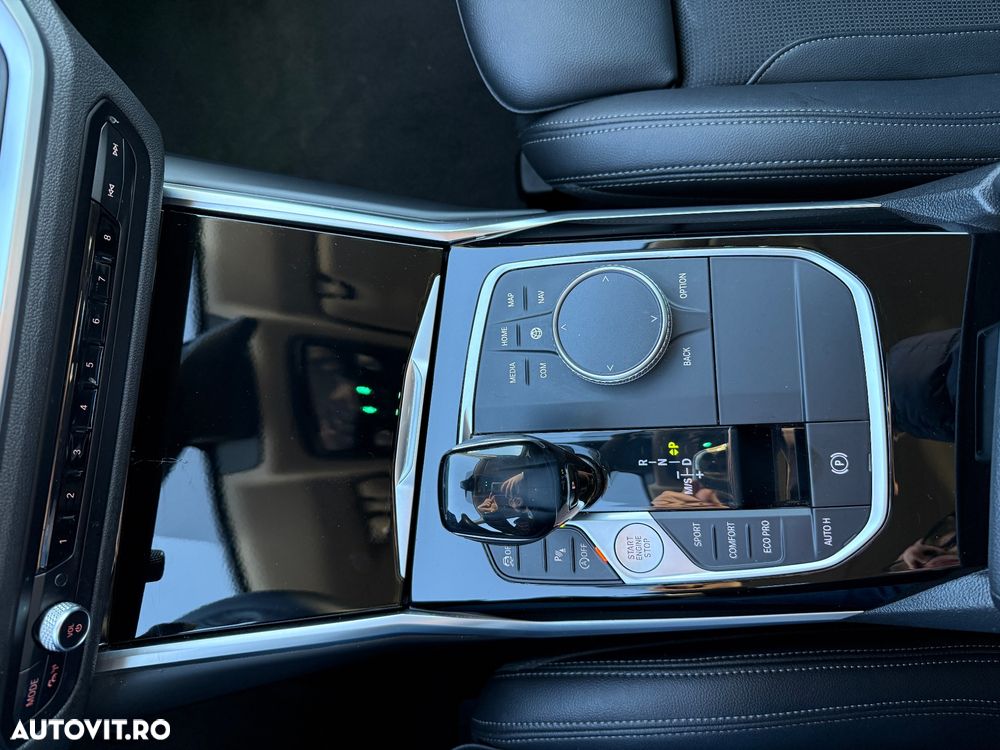 BMW Seria 3 320i GT Aut. Luxury Line - 21