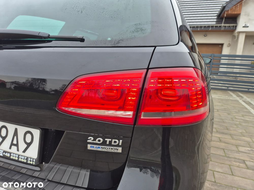 Volkswagen Passat - 22