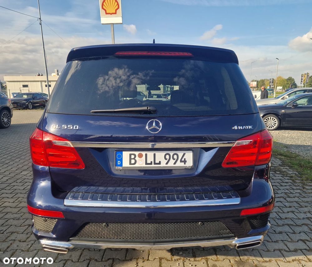 Mercedes-Benz GL - 7