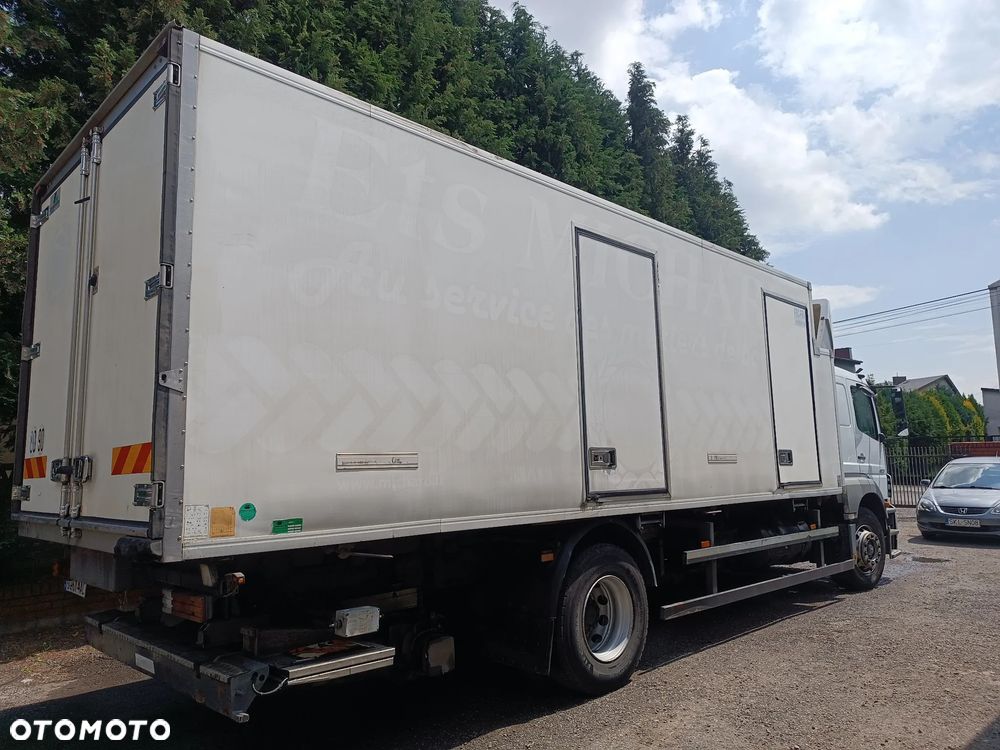 Mercedes-Benz AXOR 1828 - 5