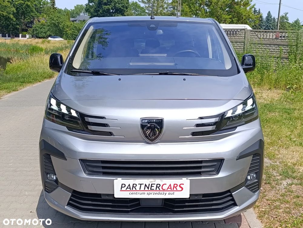 Peugeot Traveller 2.0 BlueHDi Long Business EAT8 - 2