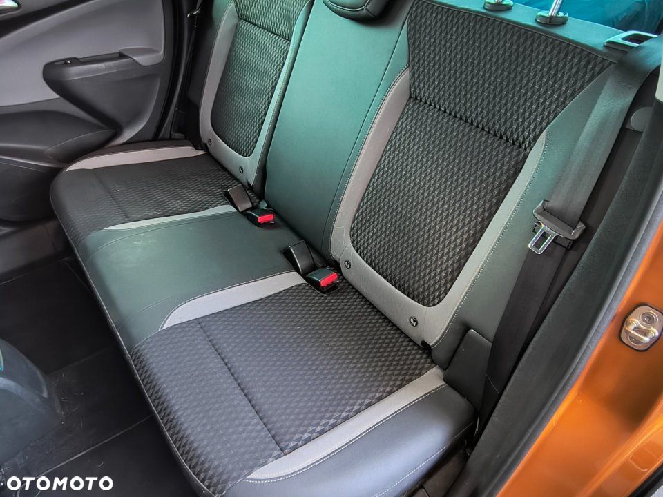 Opel Crossland X - 30