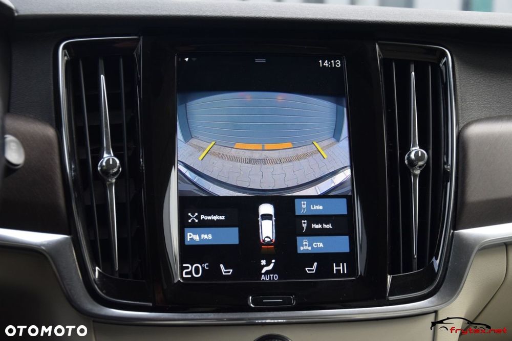 Volvo V90 Cross Country - 25