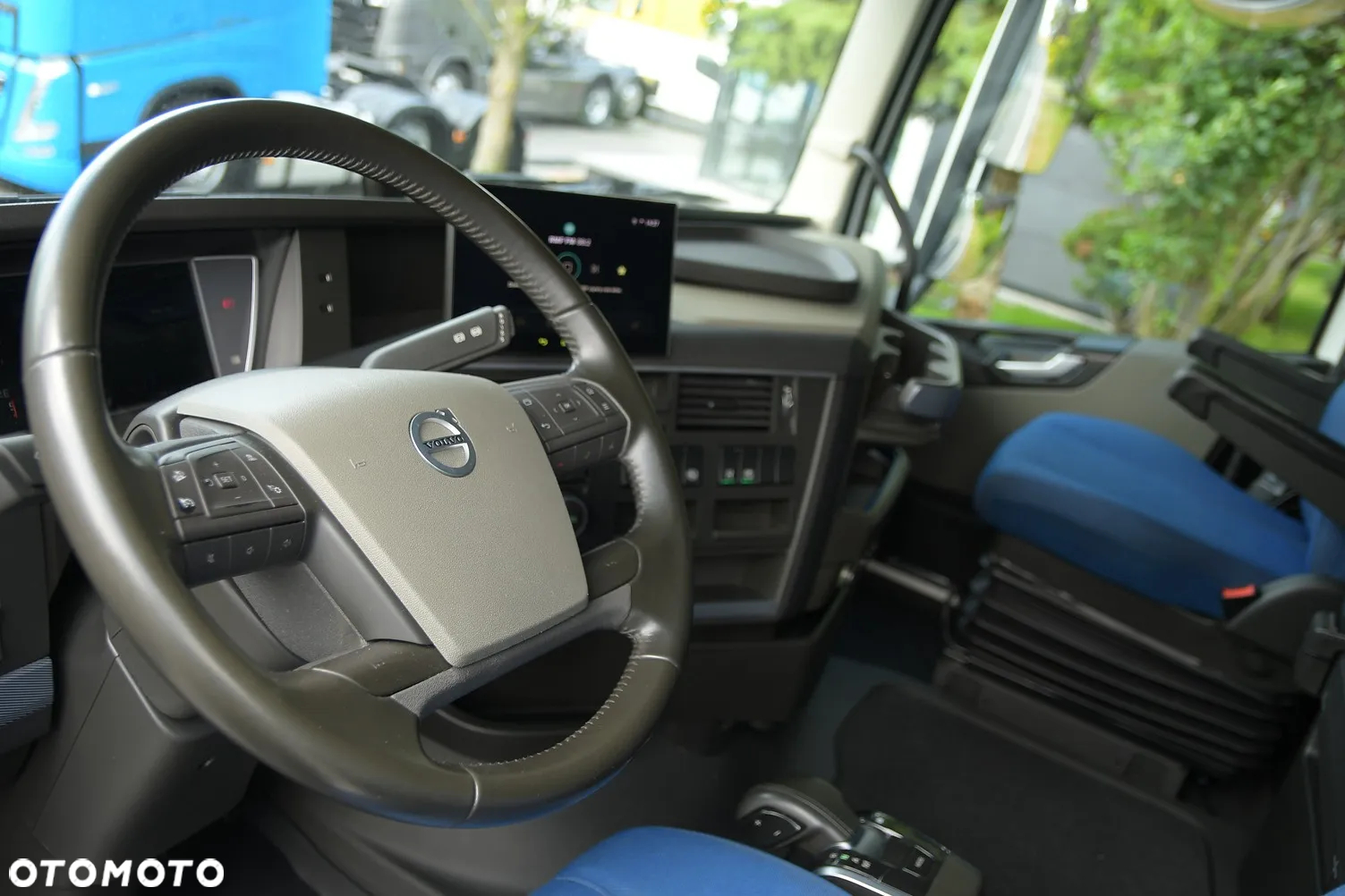 Volvo FH500 ///* 2021///* XXL///* LOW DECK///* MEGA///* FULL LED///* TABLET///* KLIMATYZACJA POSTOJOWA///* WAGA///* ZABUDOWY MIĘDZYOSIOWE///* STAN BARDZO DOBRY - 22