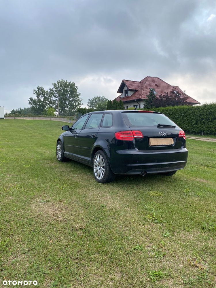 Audi A3 Sportback 1.6 TDI DPF Ambition - 6